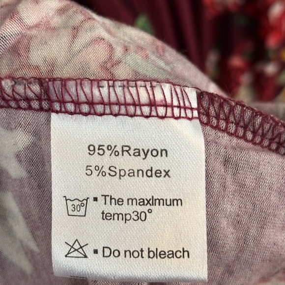 Floral Burgundy Maxi Dress - Picture 6 of 8